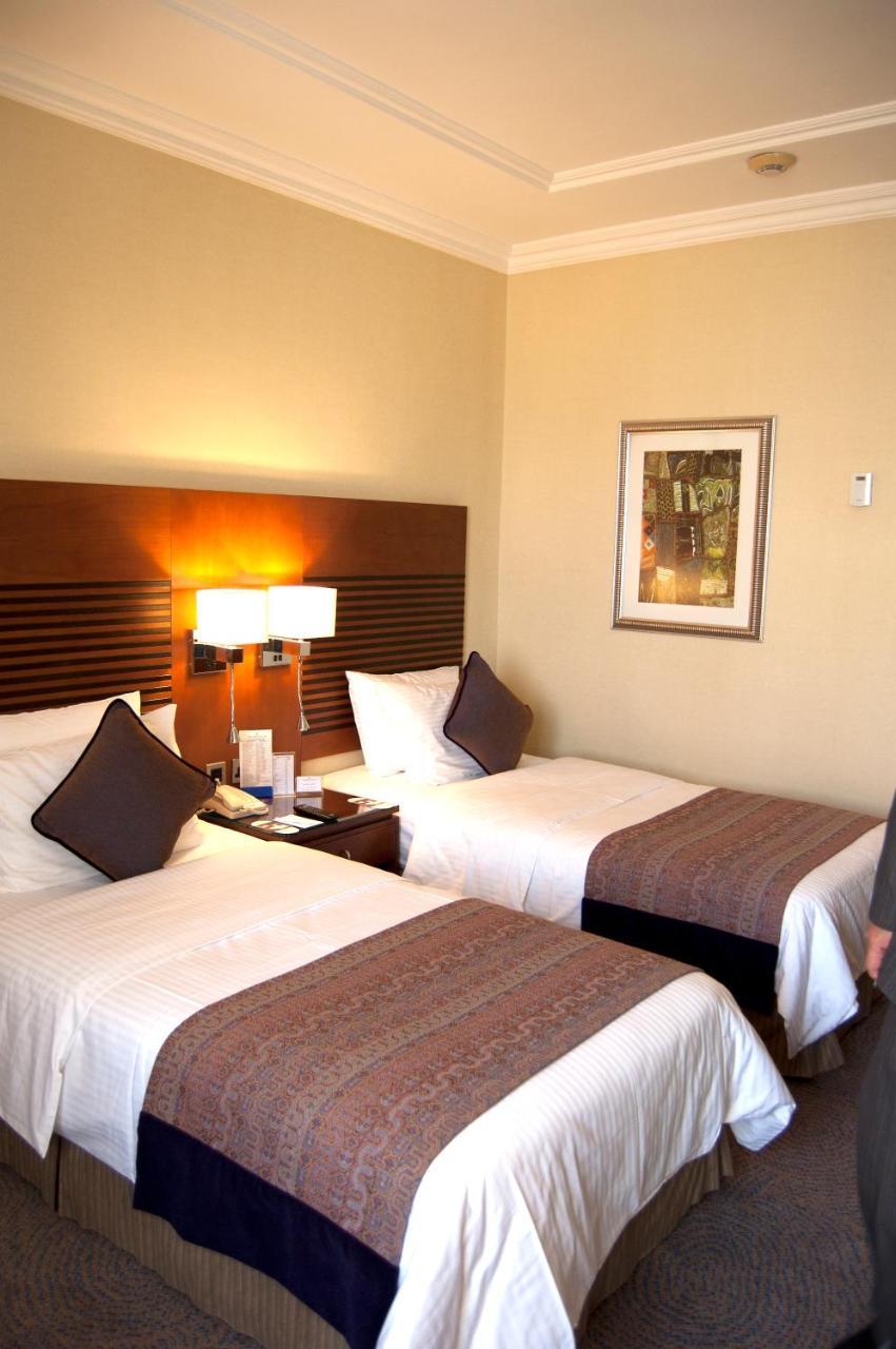 Hotel Golden Tulip Bahrain Manáma Exteriér fotografie