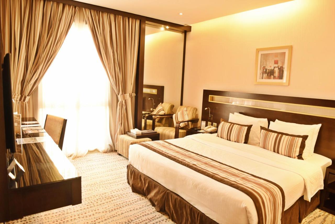 Hotel Golden Tulip Bahrain Manáma Exteriér fotografie