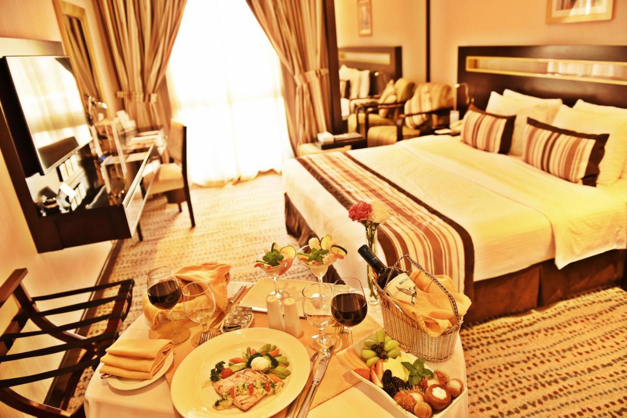 Hotel Golden Tulip Bahrain Manáma Exteriér fotografie