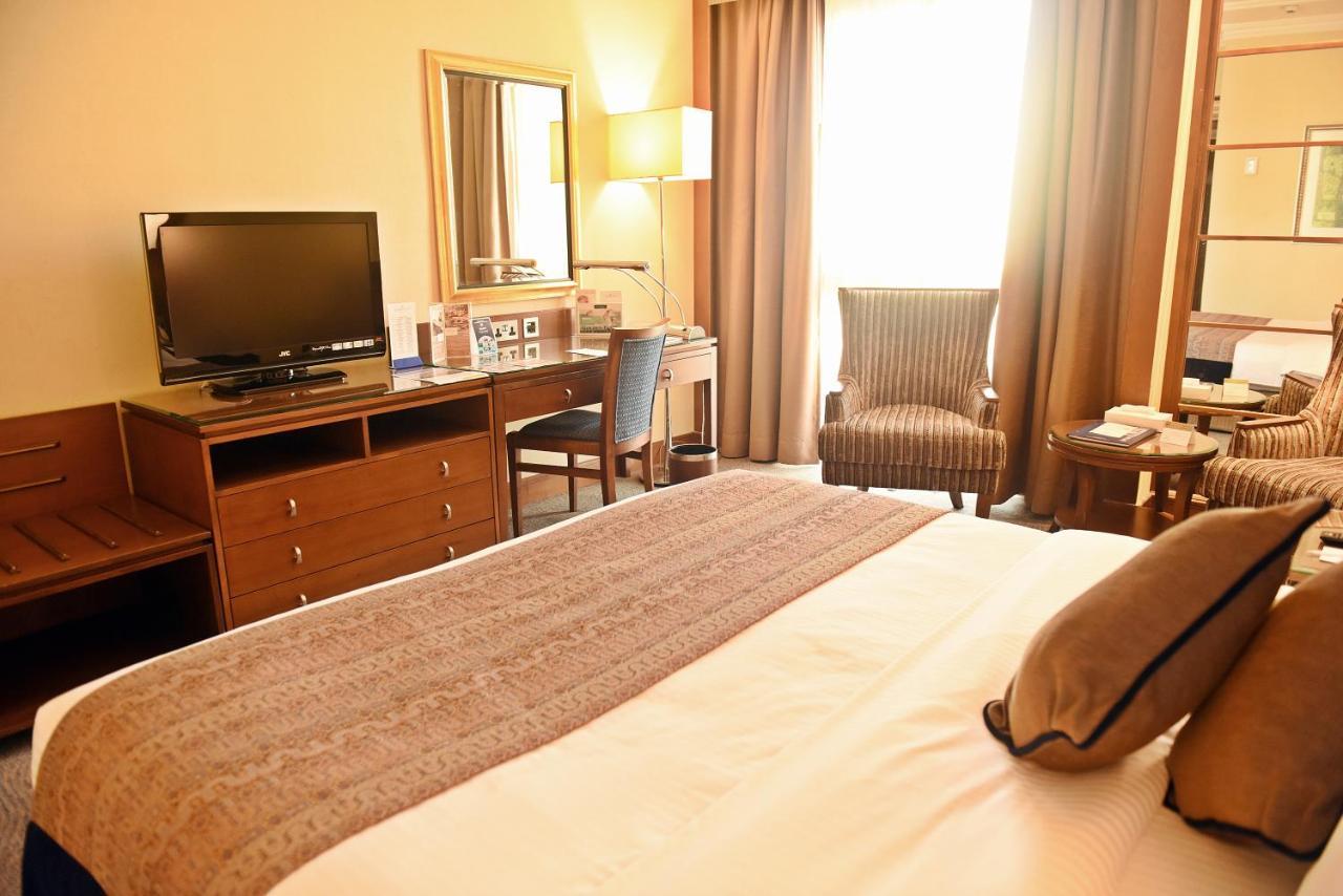 Hotel Golden Tulip Bahrain Manáma Exteriér fotografie